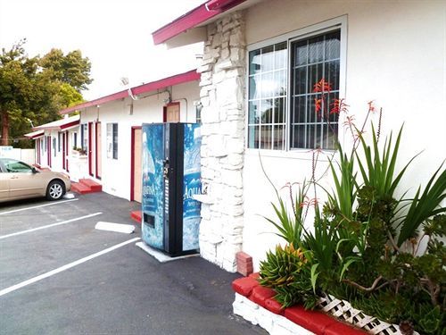 Bayside Inn Monterey Exterior foto
